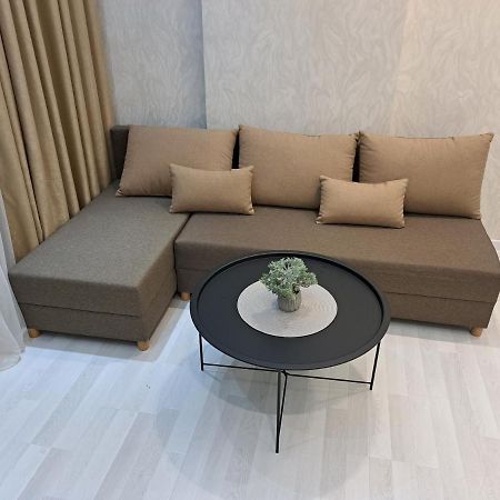 Apartment In City Centre 두샨베 외부 사진